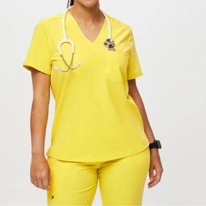 Figs 2 PIECE scrub SET. NWOT